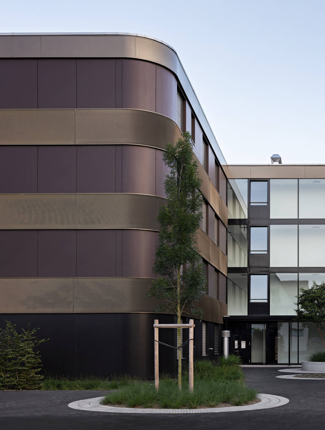 curved-corner house, Bülach, CH