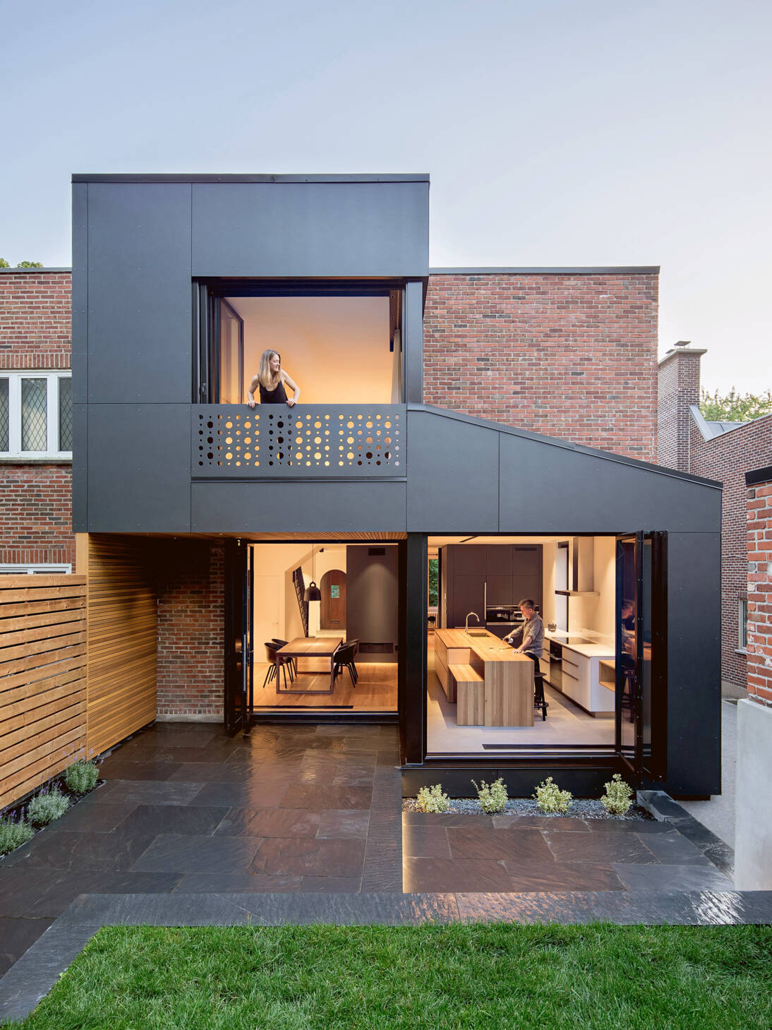 House Extension Black Box II, Montreal, Quebec, Kanada