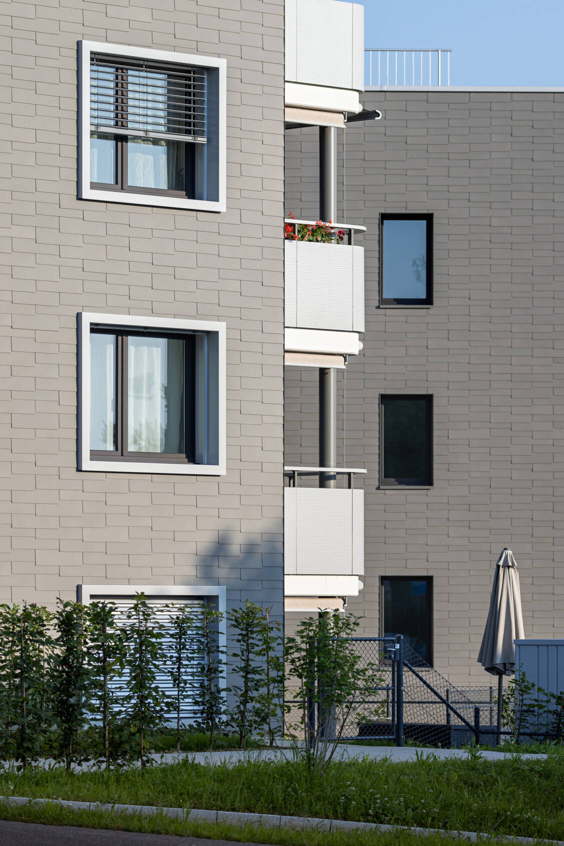 The Clad, Pfäffikon, CH
