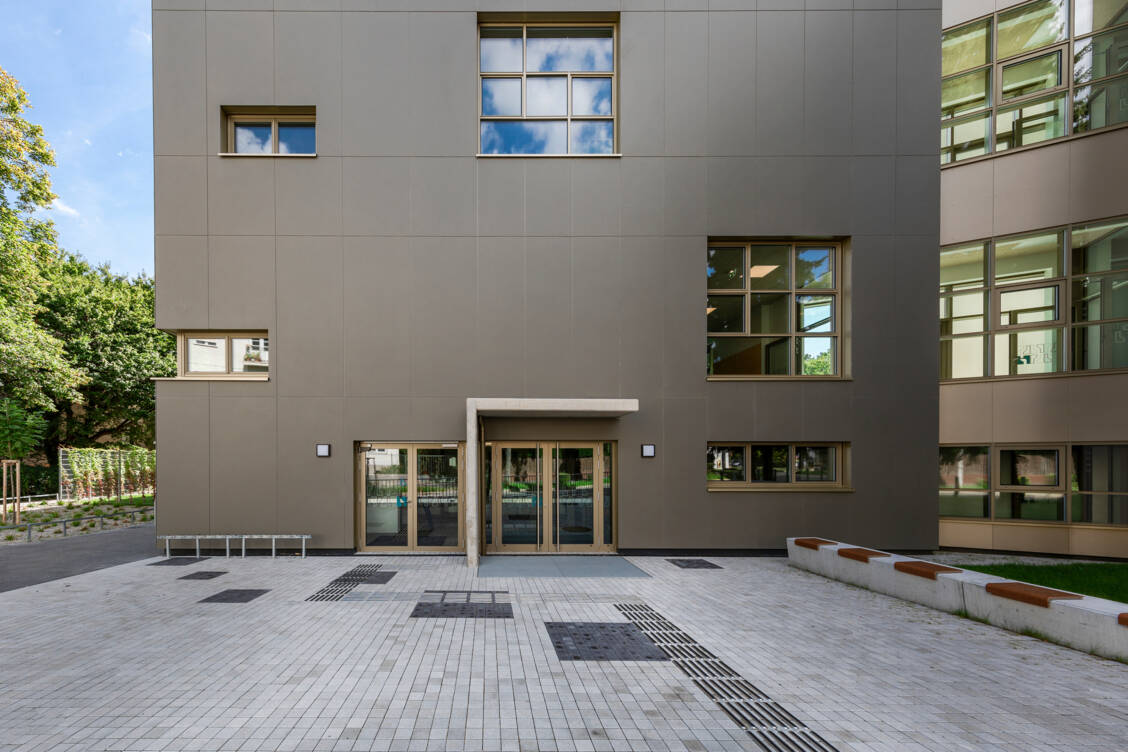 Primary School Veitingergasse, Vienna, Austria