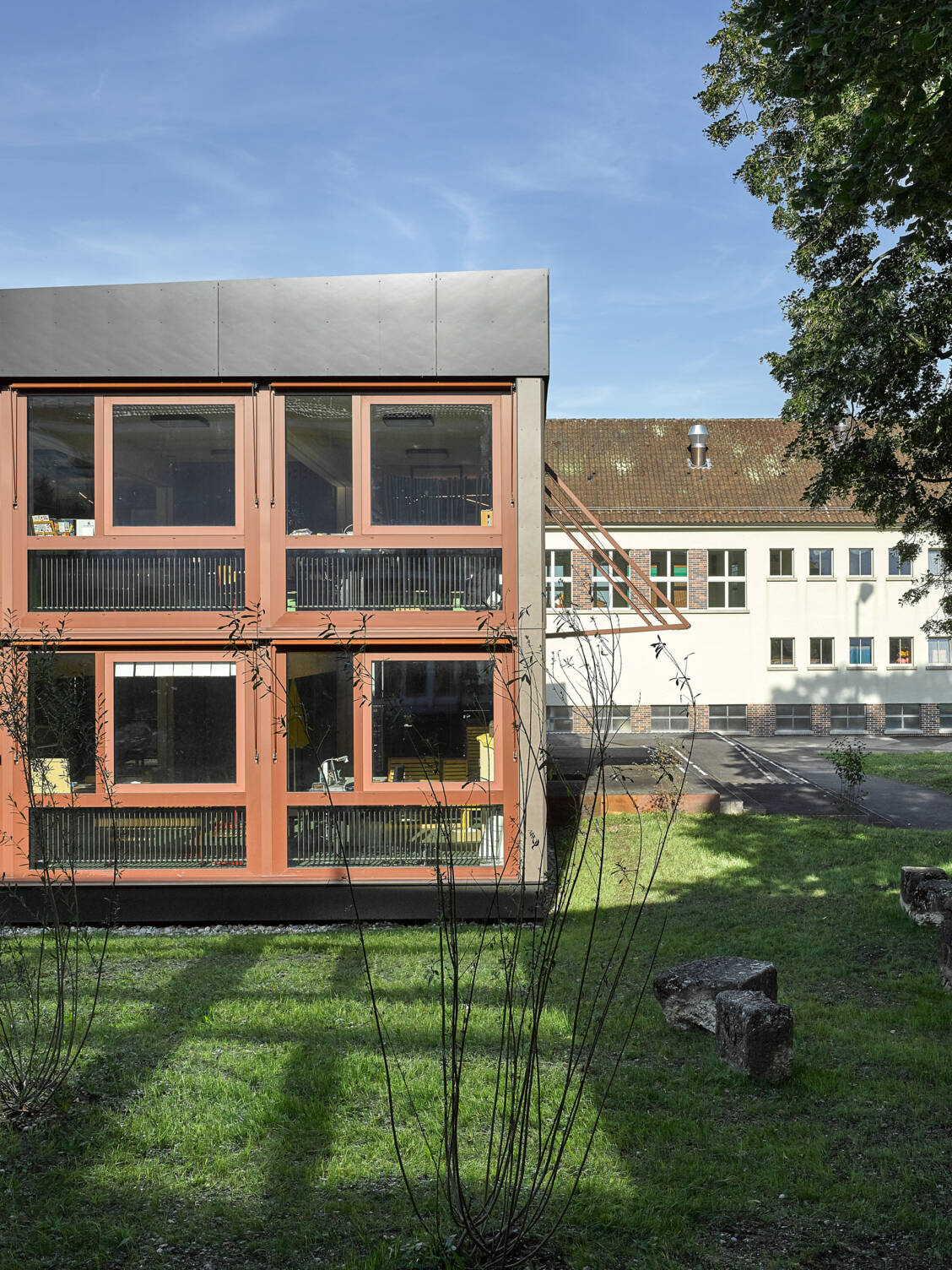 Schulhaus Pieterlen