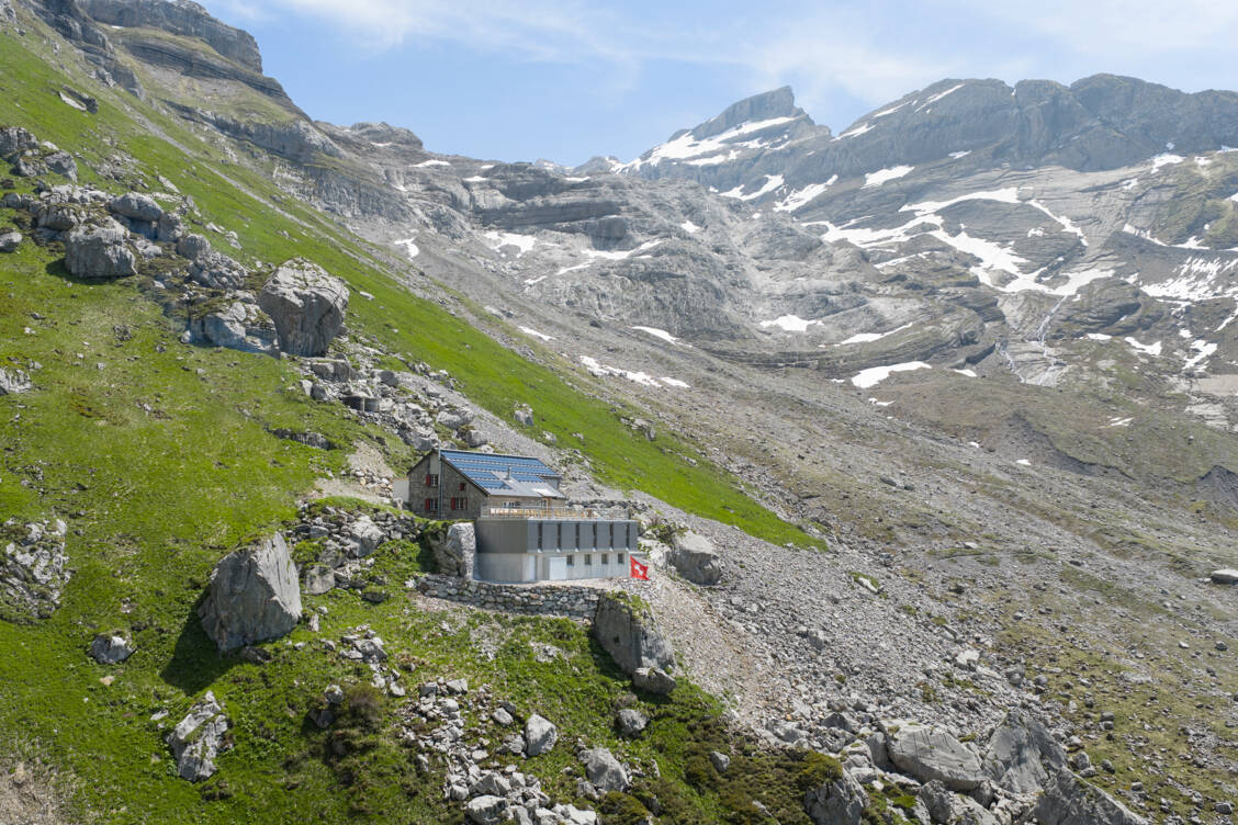 Solar Alpine House, Glarus, CH