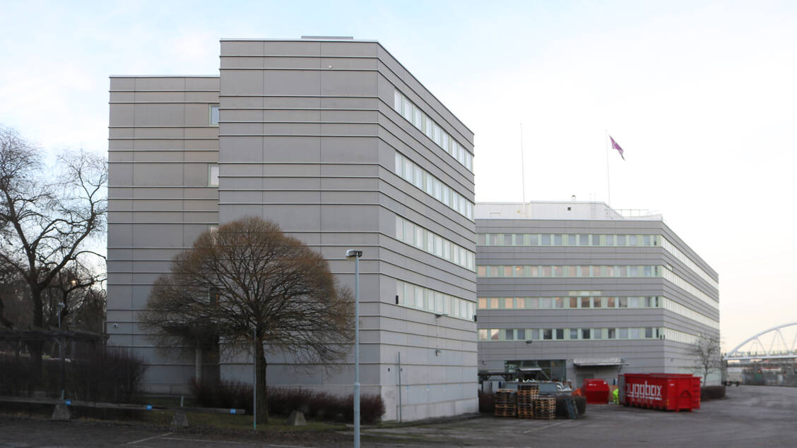 IMG_7398 copy1980x1080