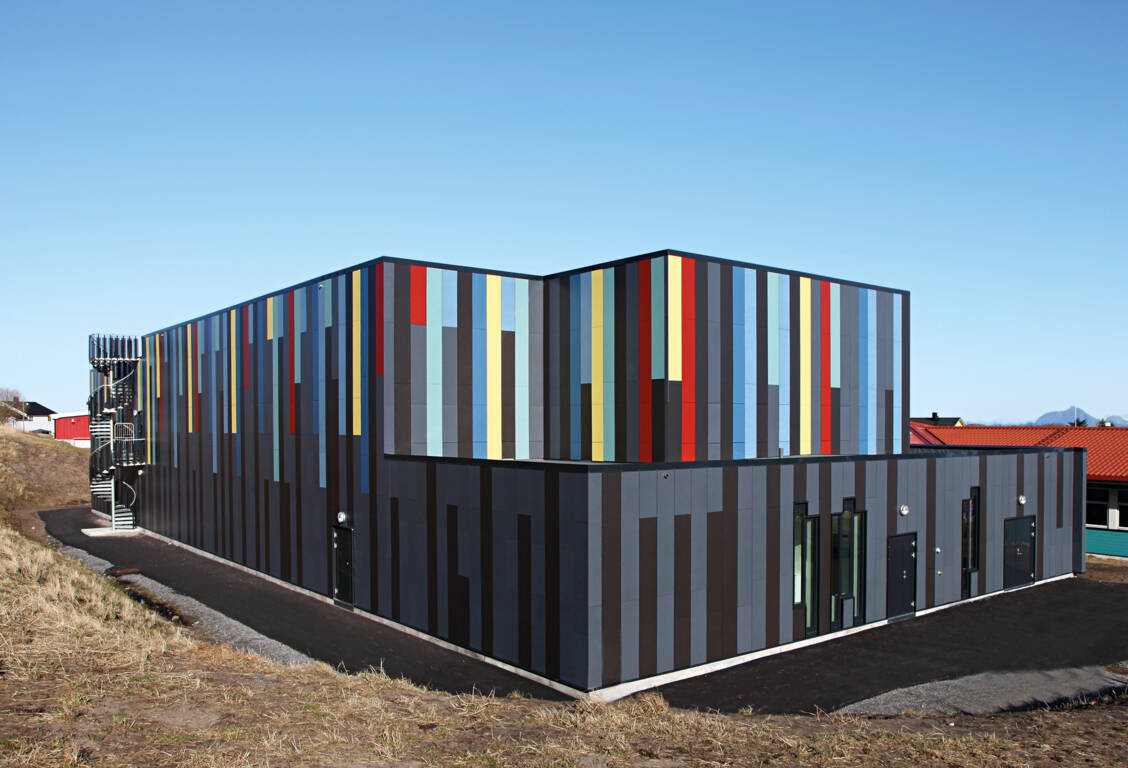 MultipurposeHall_Lovund_NO_Photo_1.jpg