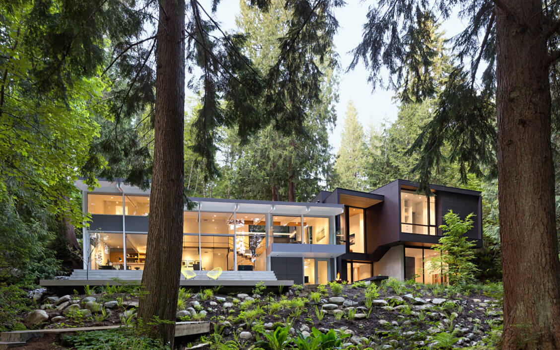 Creek House, West Vancouver, BC Canada