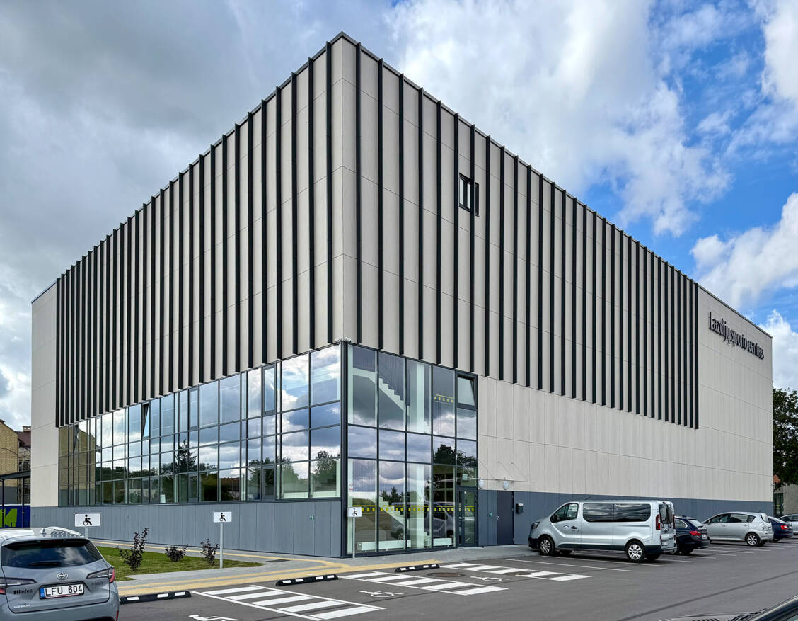 IMG_0136 copy_1800x1400_vaaka