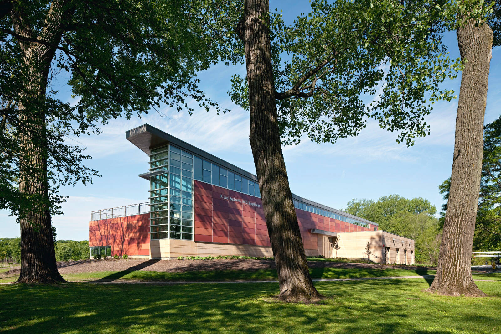 Beckwith Boathouse - Swisspearl