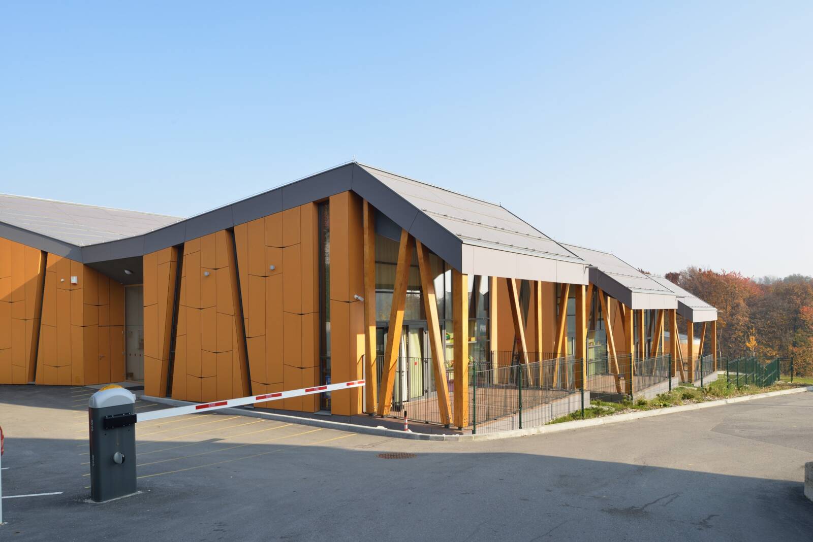  Kindergarten - Swisspearl Bildidee 