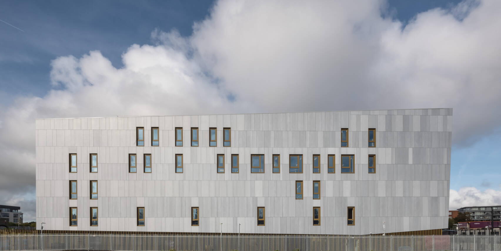 National Train Contro Center, Dublin Architekt Pascall Watson ArchitectsI&Eacute; Architects, Dublin &copy; Stephen Murray