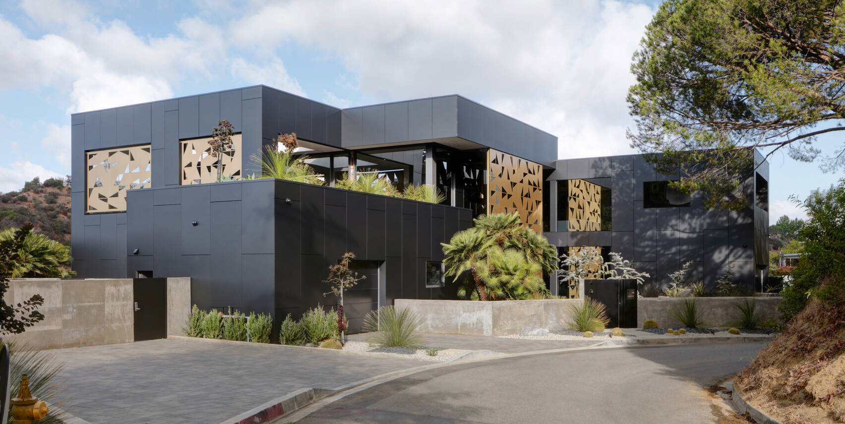 Black Villa, Beverly Hills, California, USA