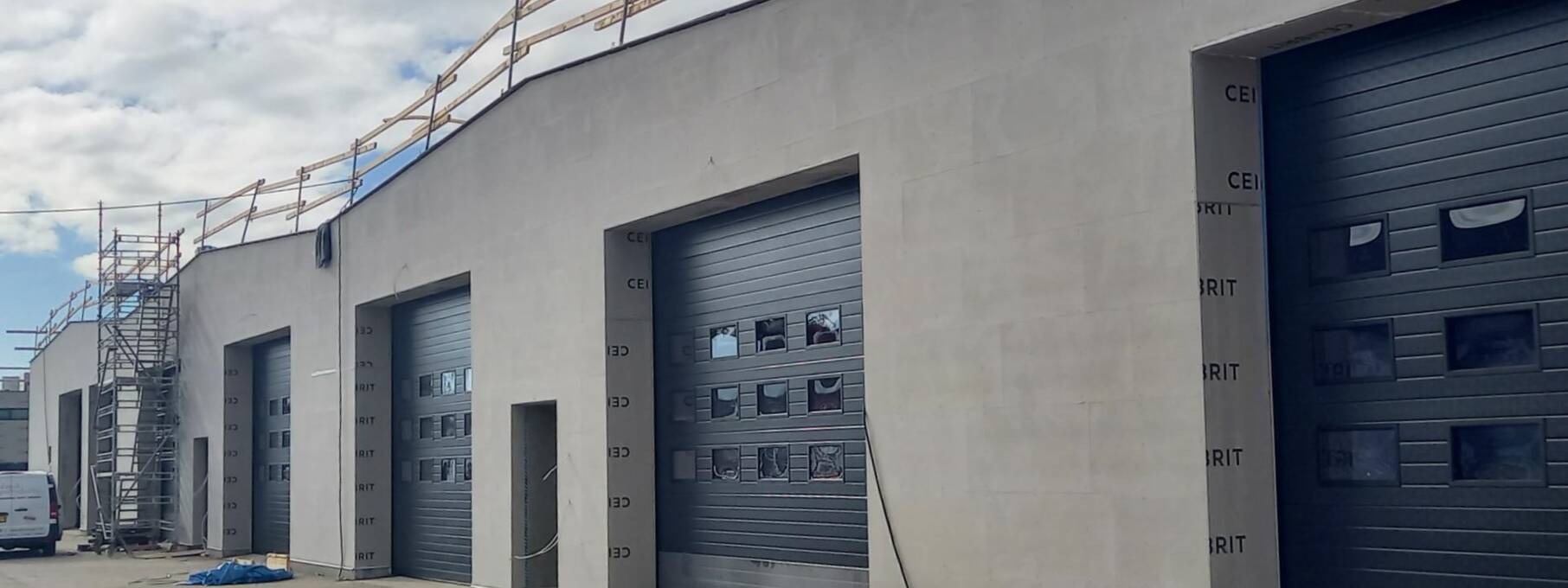 Swisspearl-Windstopper-Connect-Skive-Kaserne