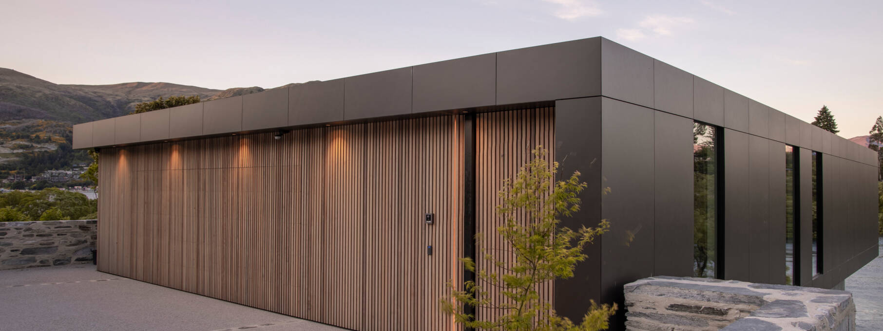 Lakes Edge, Queenstown, New Zealand