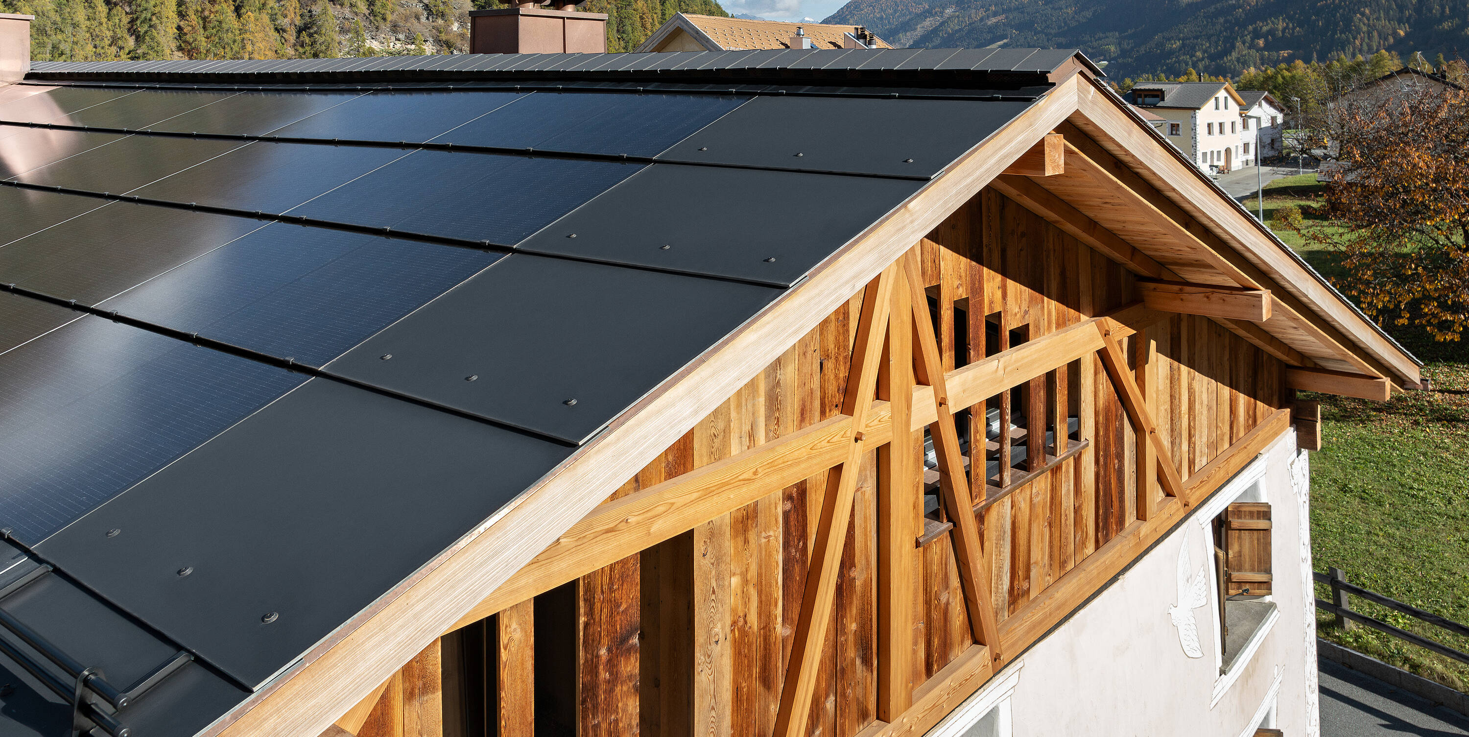 solar-im-gebirge-komplettsysteme-von-swisspearl-swisspearl