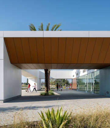 Swisspearl_TopBau_Magazine33_02