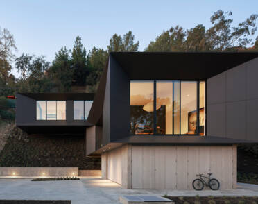 LindaRidge_Pasadena_CA_US_Photo_3.jpg