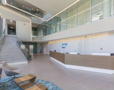 SAPLobby_Budapest_HU_Photo_3.jpg