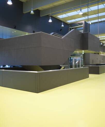 Halle_innen1