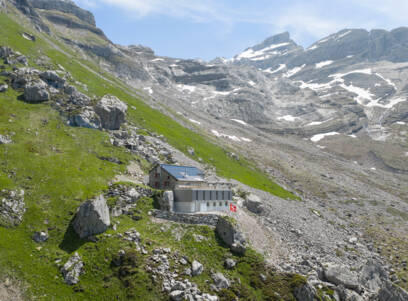 Solar Alpine House, Glarus, CH