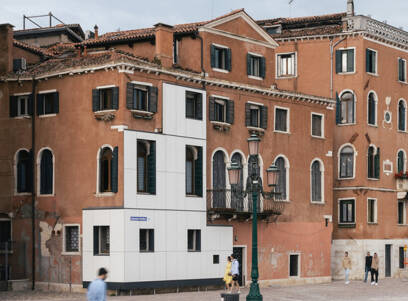 Venetsian Biennaali copy