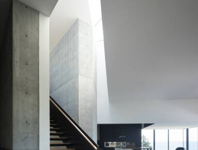 Black Cliff House, West Vancouver, BC, Canada