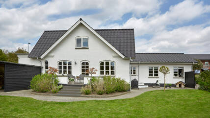 Nyt Toscana-tag til renovering af klassisk typehus - Swisspearl