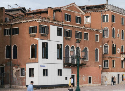 Venetsian Biennaali copy