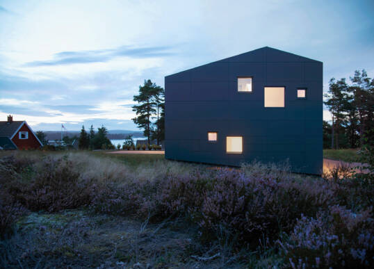 Villa Void, Saltnes, Norway