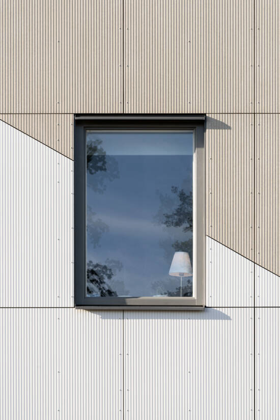 L&aring;ngsj&ouml; School, Huddinge, Sweden