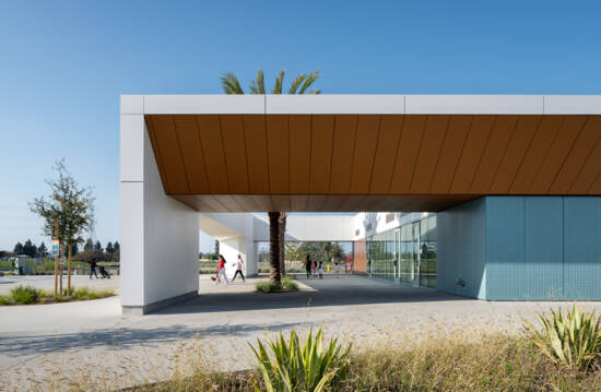 Swisspearl_TopBau_Magazine33_02