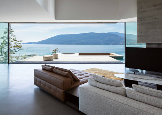 Black Cliff House, West Vancouver, BC, Canada