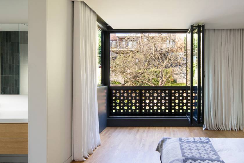 House Extension Black Box II, Montreal, Quebec, Canada