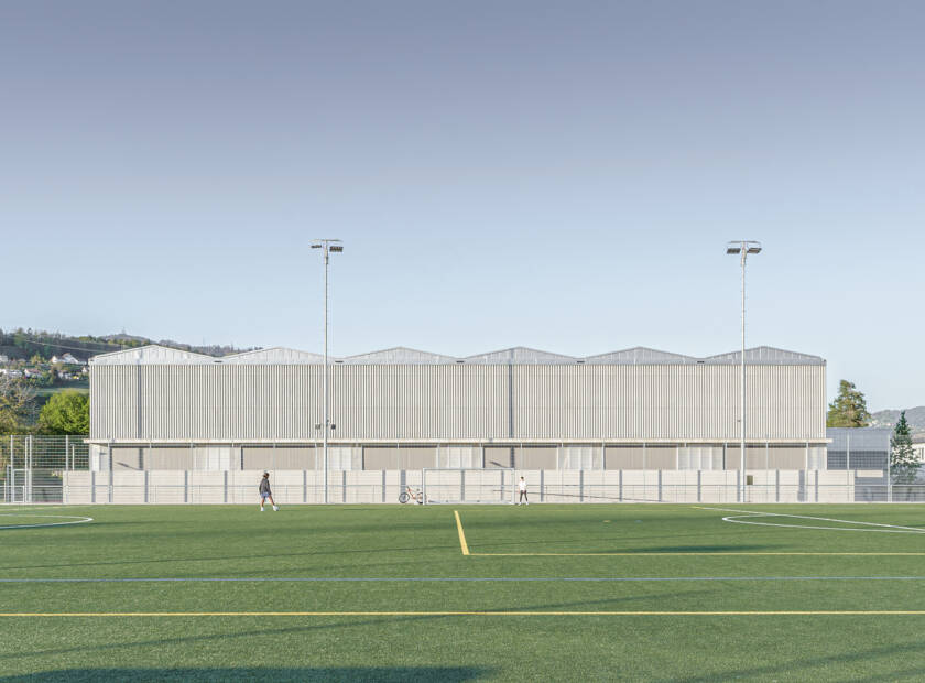 Öffentliche Bauten, Dreifachsporthalle und Sportanlagen, Eschenbach, CH
