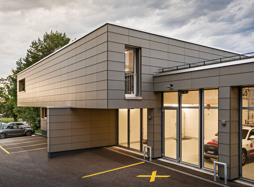 New rescue wing: more beautiful, functional and ecological Rescue Tract Hospital, Lachen, Switzerland