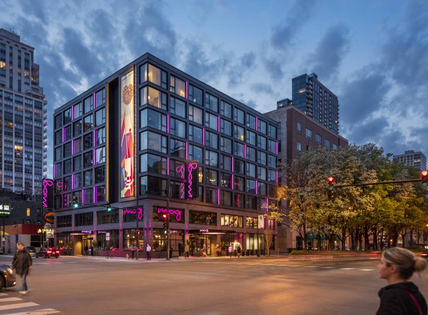 Lebendigkeit durch Transparenz Moxy Hotel, Chicago, Illinois, USA