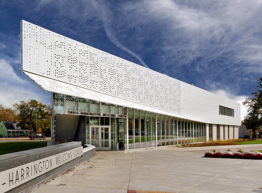Charakteristisches Gebäude Student Welcome Center, Springfield, Missouri, USA